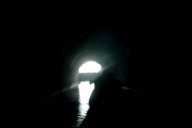 Im Tunnel vor der Schleuse